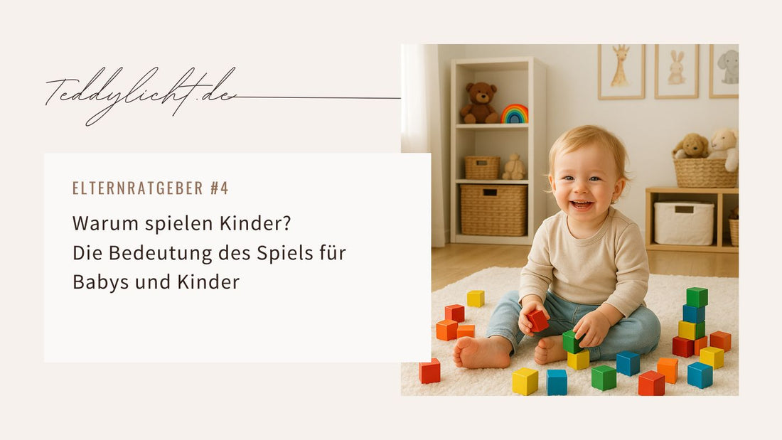 Fröhliches Kind spielt auf weichem Teppich mit Bauklötzen, Plüschtieren und Puzzle. Helles, kinderfreundliches Spielzimmer mit natürlichem Licht.