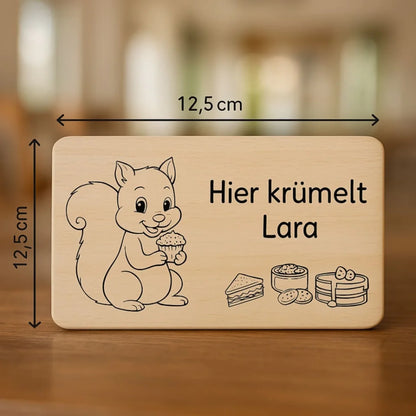 Frühstücksbrett für Kinder mit süßem Tierdesign und Wunschname – hochwertig graviert, robust und kindgerecht verarbeitet