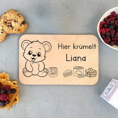 Individuelles Holzbrett für Kinder – personalisiertes Frühstücksbrett mit Namen und verspieltem Motiv, perfekt für Kita oder Zuhause