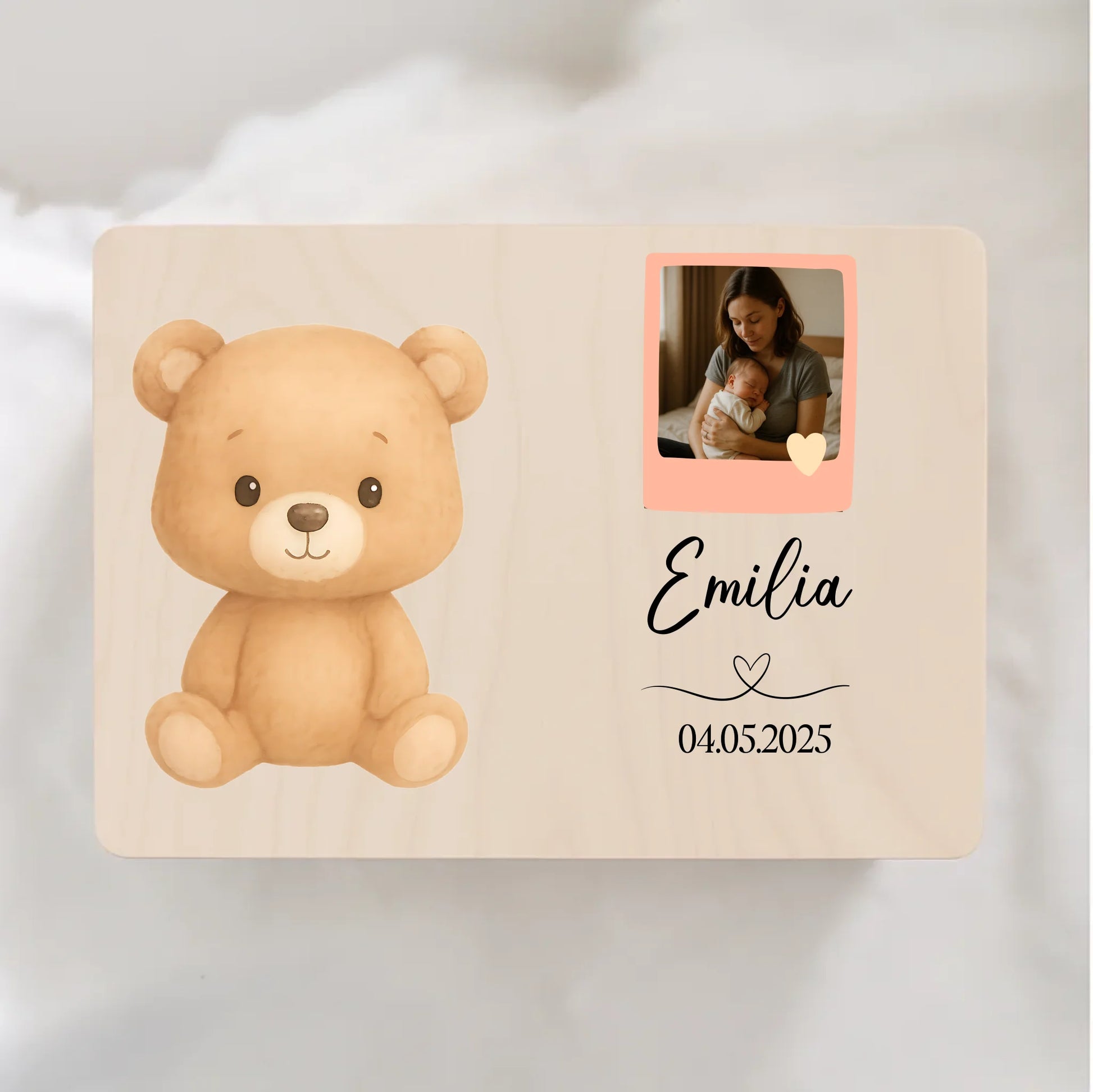 Personalisierte Erinnerungskiste aus Holz mit Name und Geburtsdatum – perfektes Geschenk zur Geburt oder Taufe